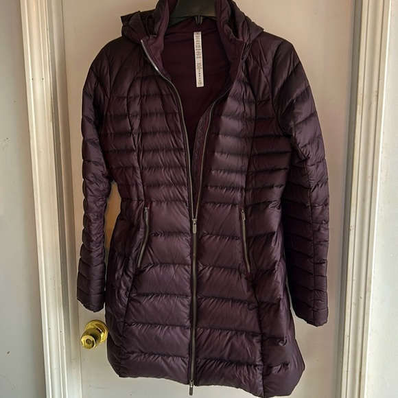 Lululemon Brave the Cold Puffer Coat, 700-fill-Power, *Black Cherry EUC - Picture 5 of 5